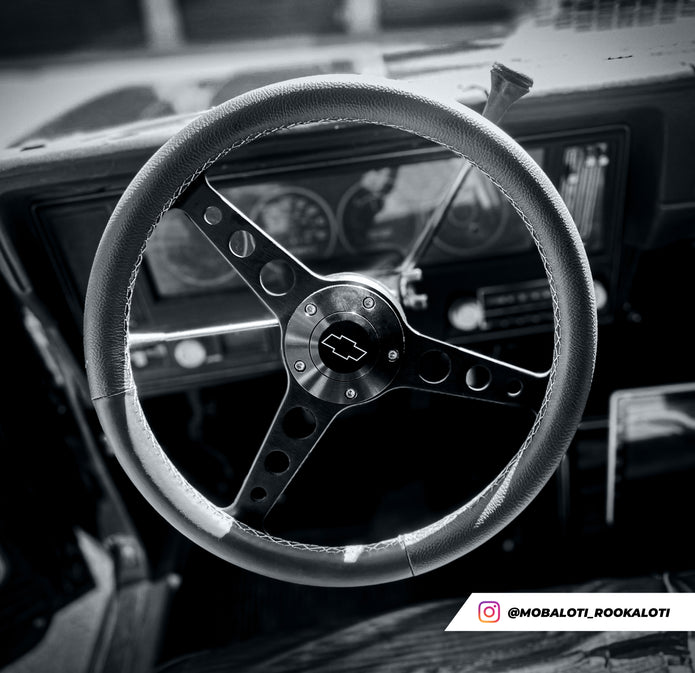 #1926 Billet Classic Series Black Wheel Chev Logo & Install Kit