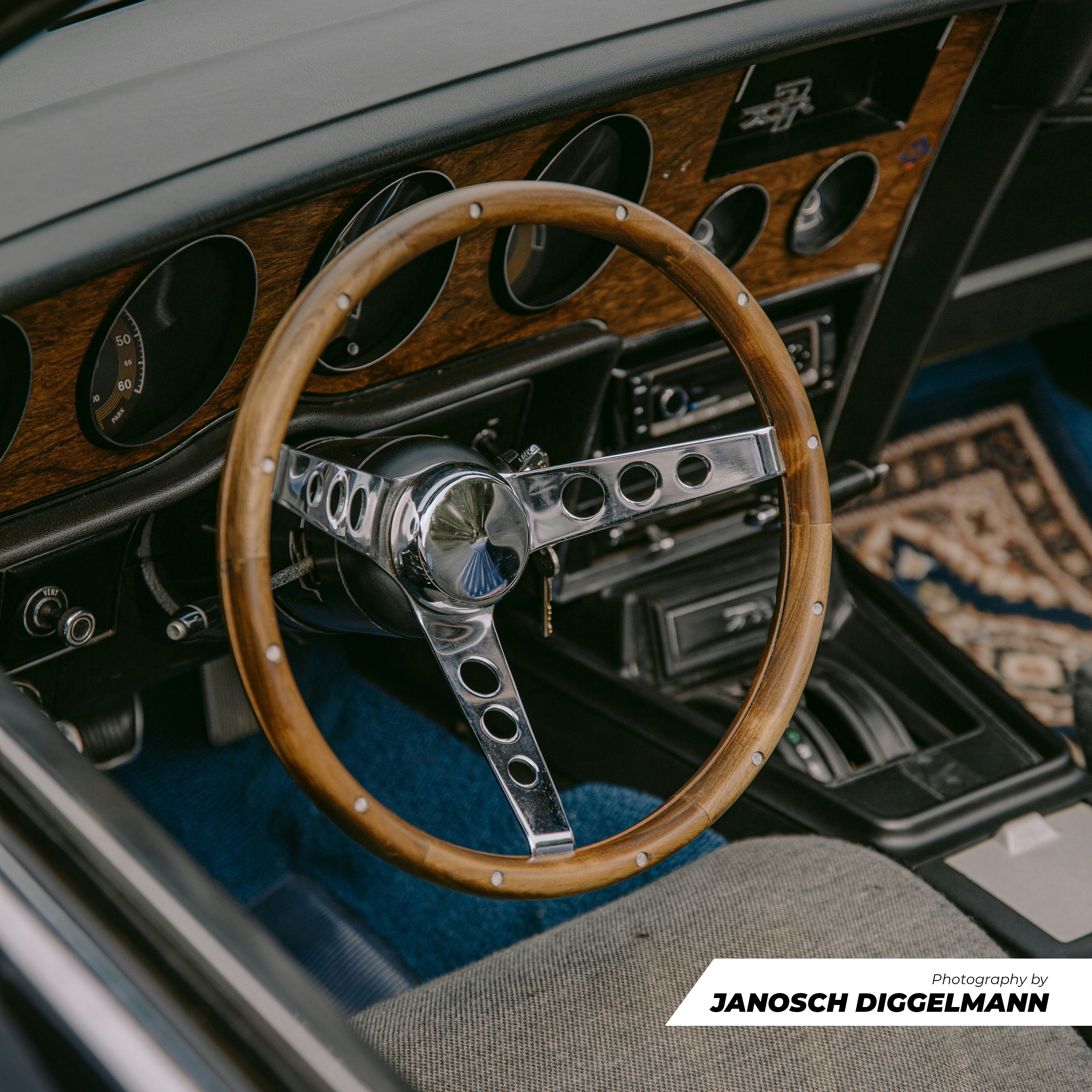 #213 Classic Wood Wheel